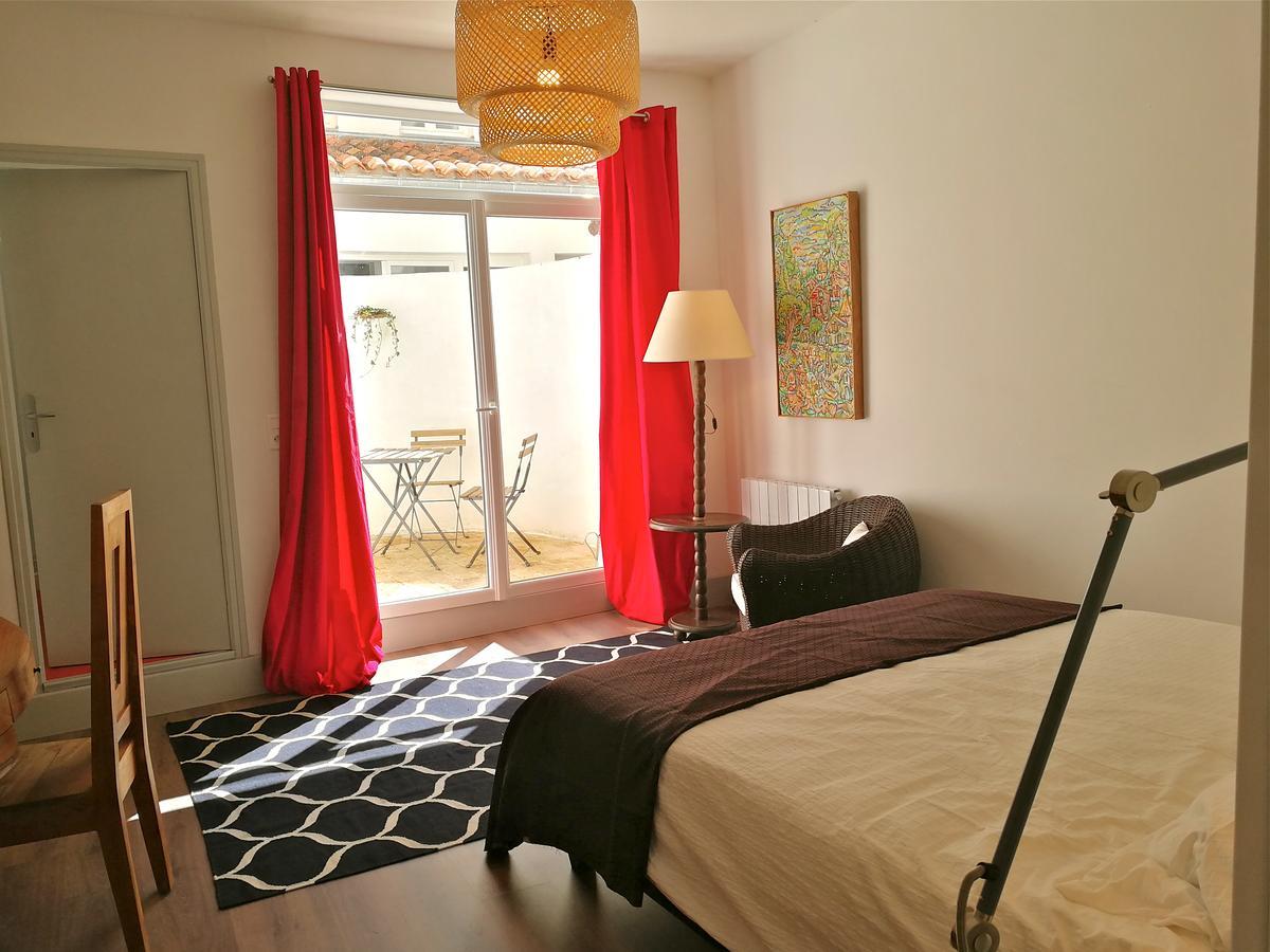 Appartamento La Loge Du Theatre - Saintes Esterno foto