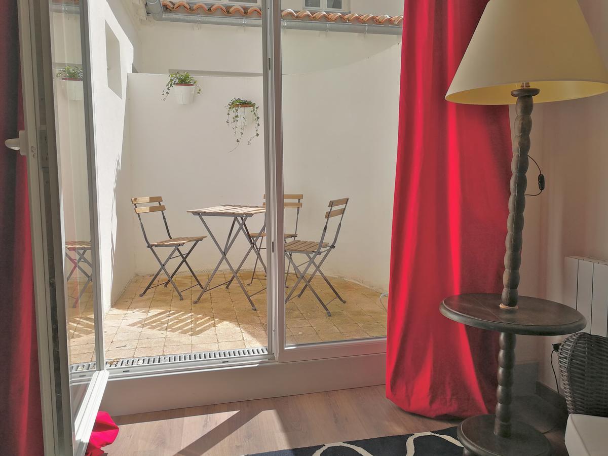 Appartamento La Loge Du Theatre - Saintes Esterno foto